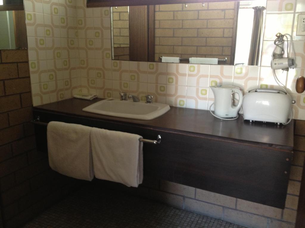 Rippleside Park Motor Inn Джилонг Стая снимка